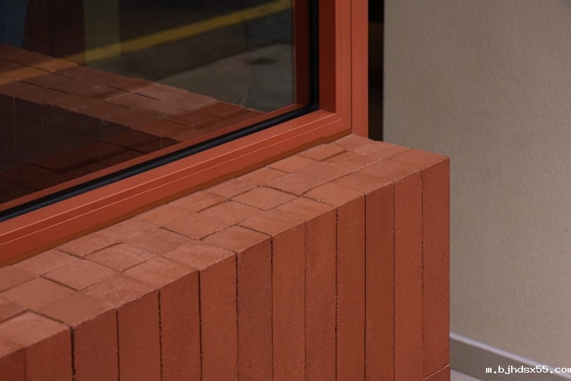 1710590272765748.jpg 07 Aloha Cafe外部红砖,Aloha Cafe Exterior Red Brick ©Oliver.jpg