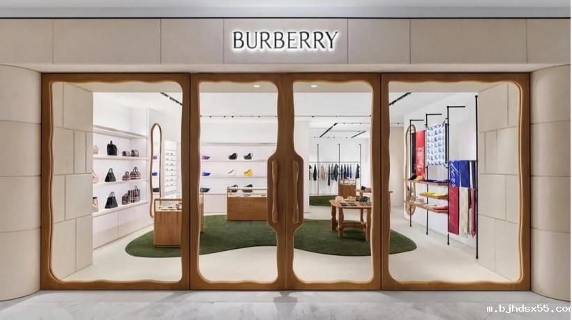 1718865779686446.jpg 【探店】Burberry 曼谷店_1_时尚一点点_来自小红书网页版.jpg